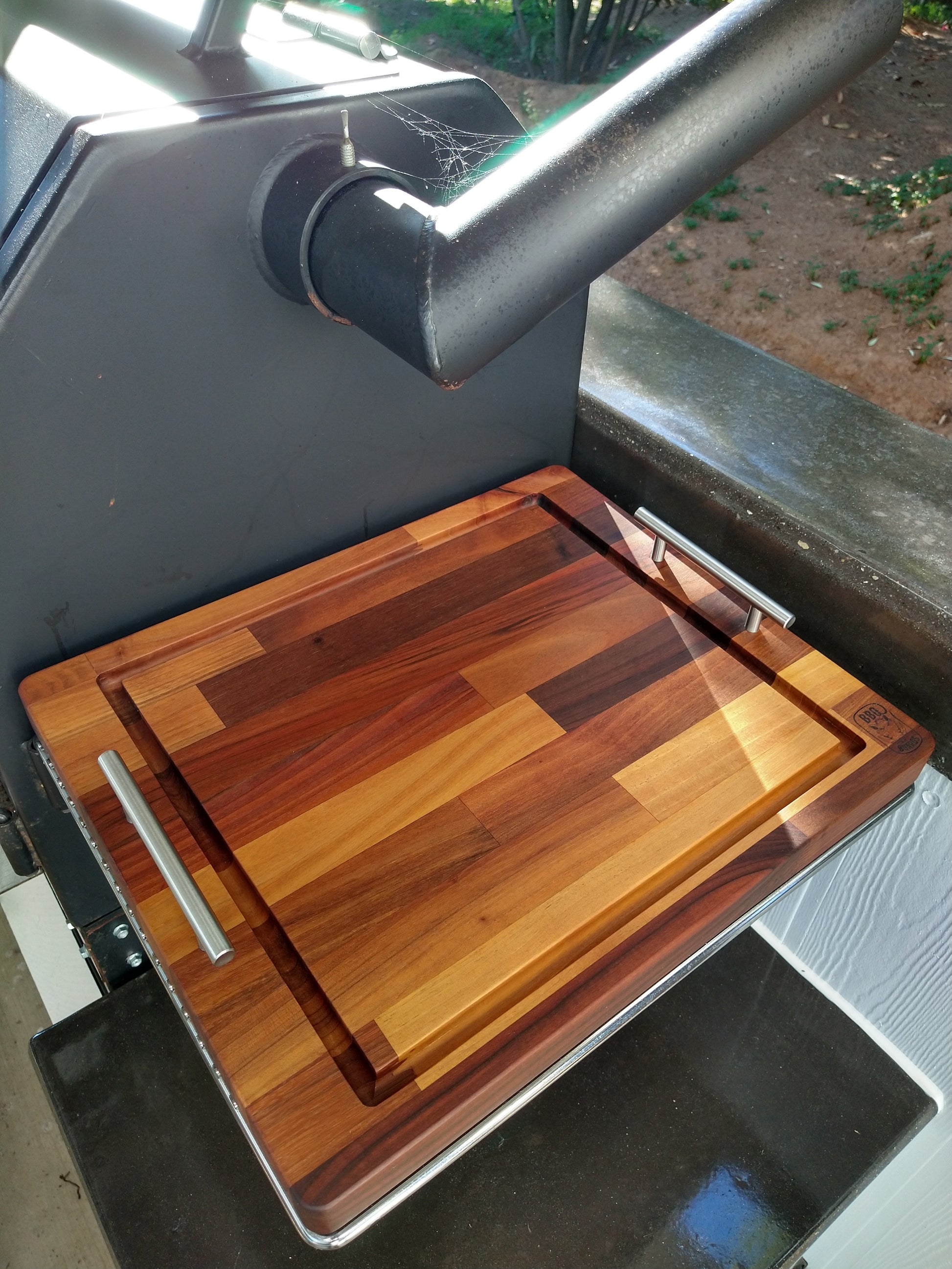 Yoder Smoker YS640 Hardwood Cutting Board / Serving Tray With Juice Groove  and Carrying Handles for Front & Side Shelves 