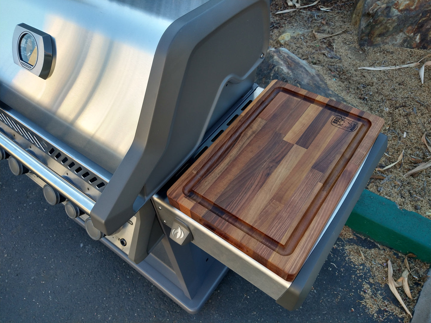 BBQ Boards®, Napoleon Rogue 525 Side Board