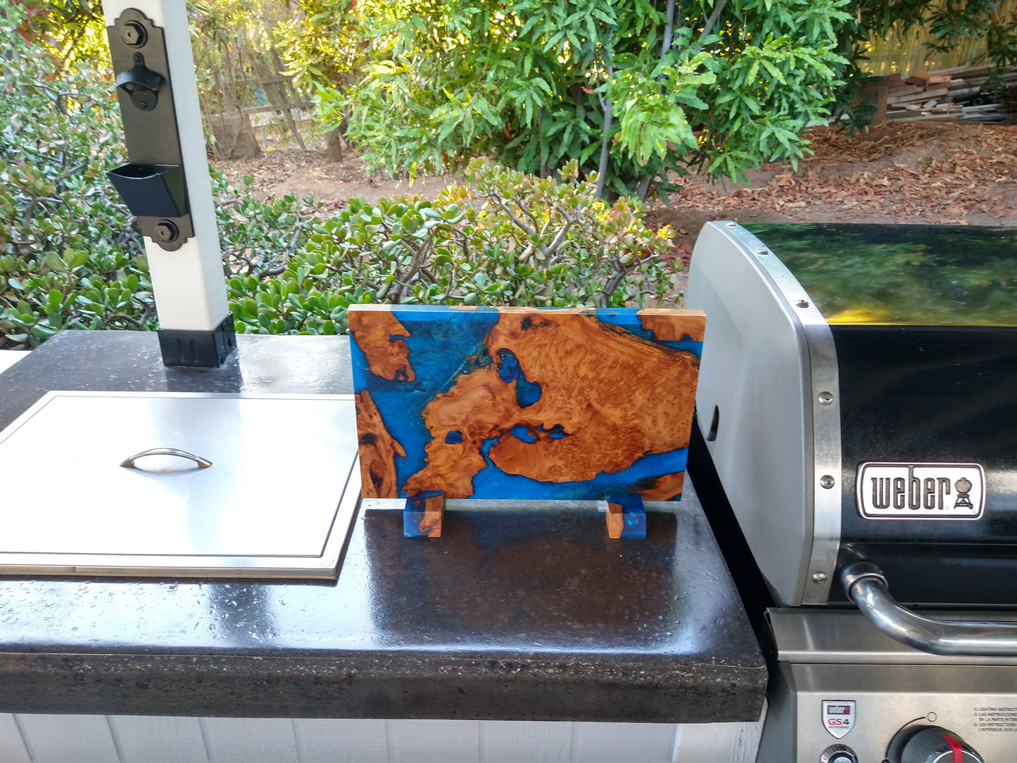 BBQ Blades™ Magnetic Blade Block