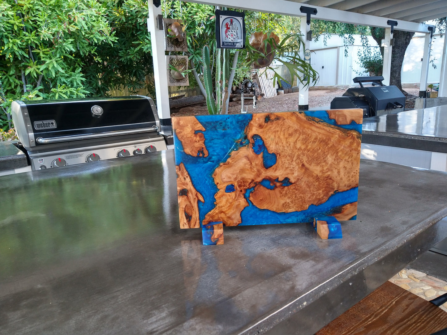 BBQ Blades™ Magnetic Blade Block