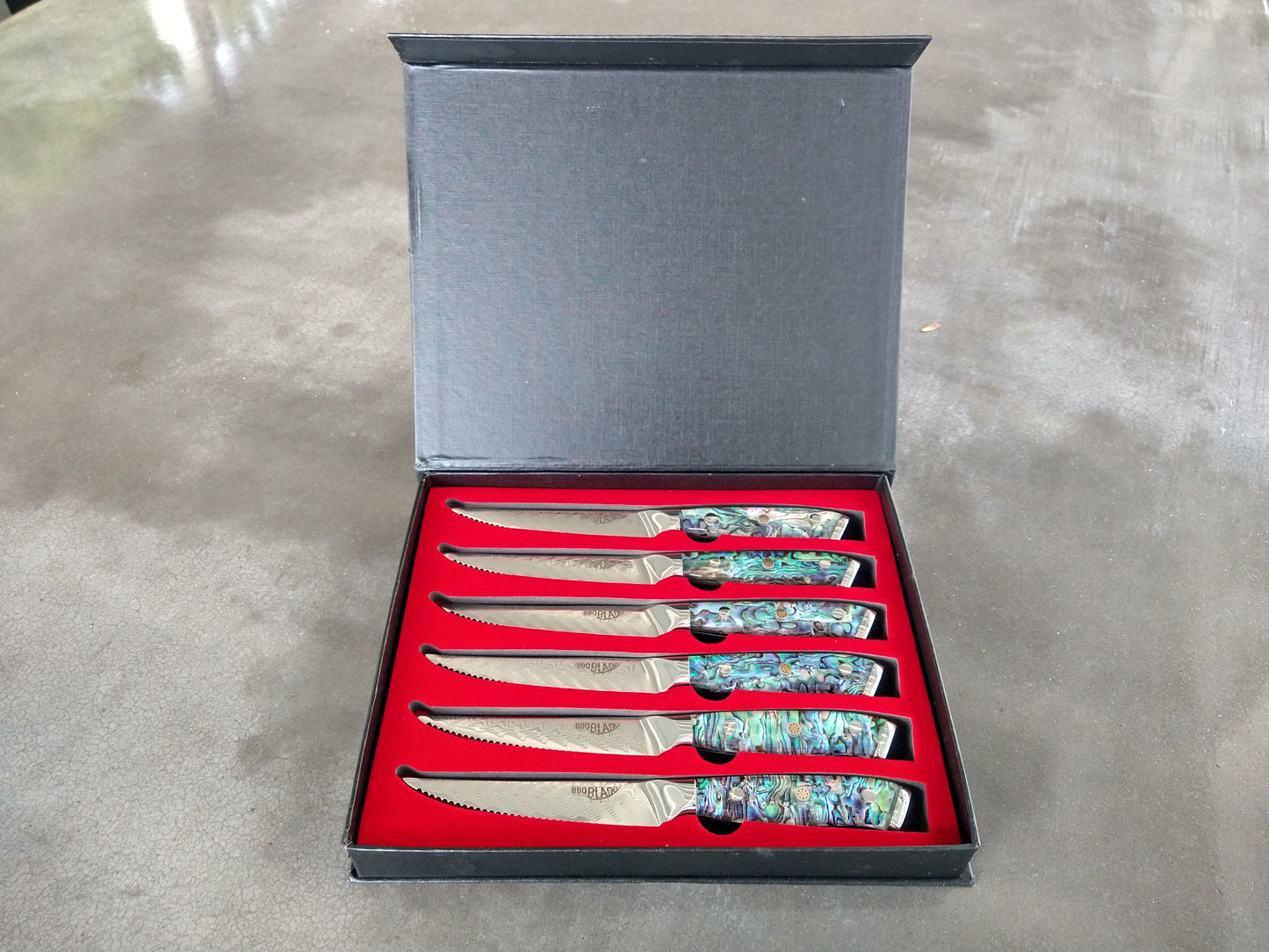 BBQ Blades™ Steak Knife Set